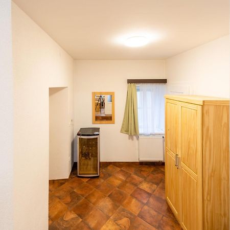 Bezauberndes Gaestehaus In ชาตอฟ ภายนอก รูปภาพ