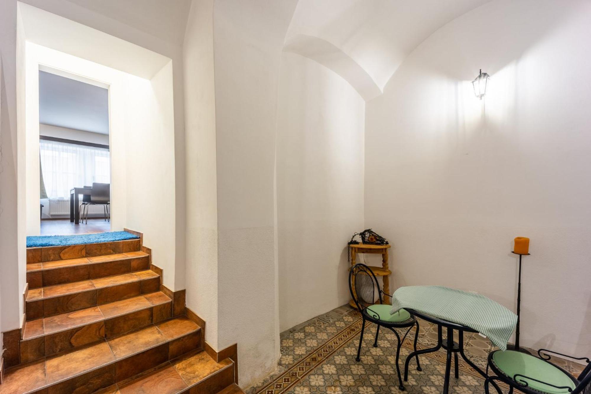 Bezauberndes Gaestehaus In ชาตอฟ ภายนอก รูปภาพ