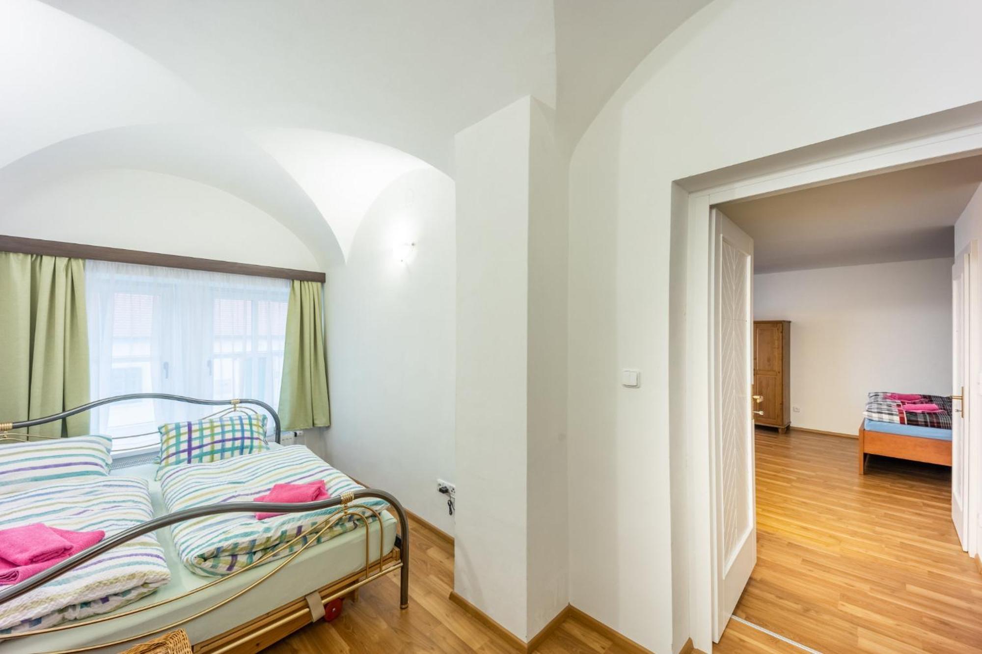 Bezauberndes Gaestehaus In ชาตอฟ ภายนอก รูปภาพ
